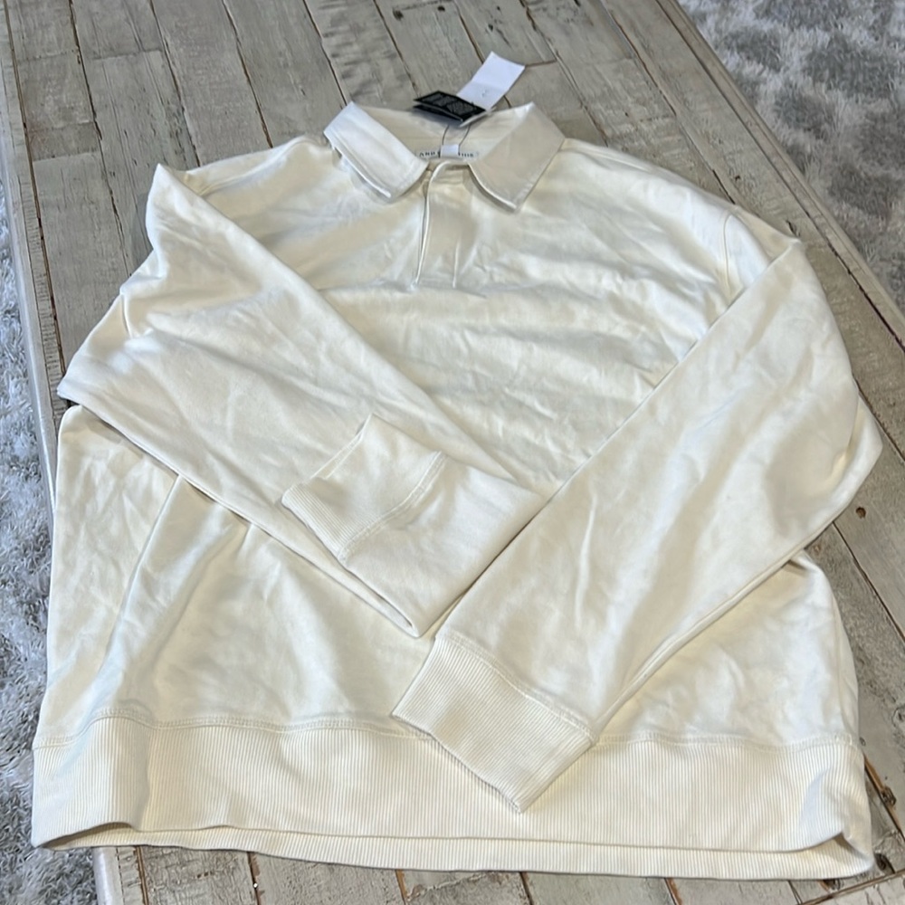 NWT Mens Medium Qnd Now This Sweater